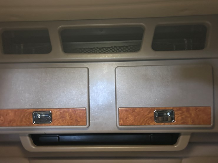 peterbilt-379-image-80