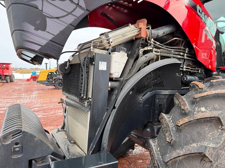 case-ih-magnum-380-rowtrac-image-47