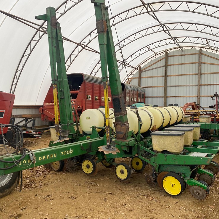 JOHN DEERE 7000