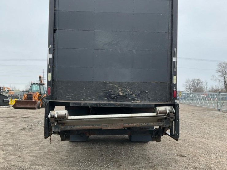 2005-international-durastar-4300-image-4