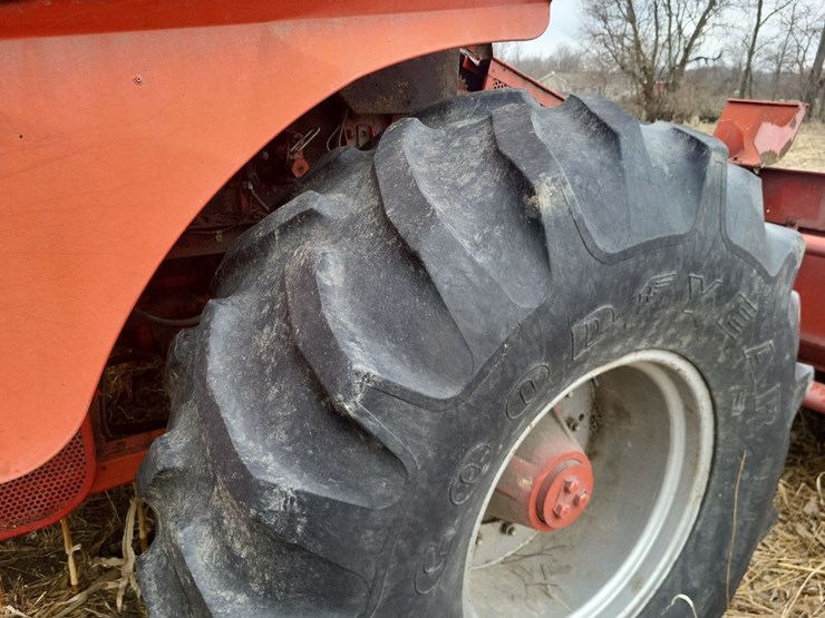 massey-ferguson-750-image-51