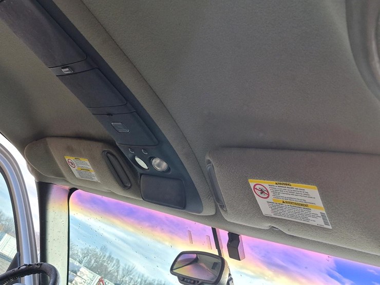 2002-chevrolet-1500-image-44