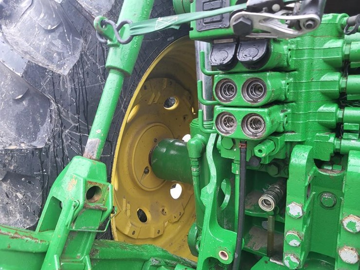 2002-john-deere-8120-image-24