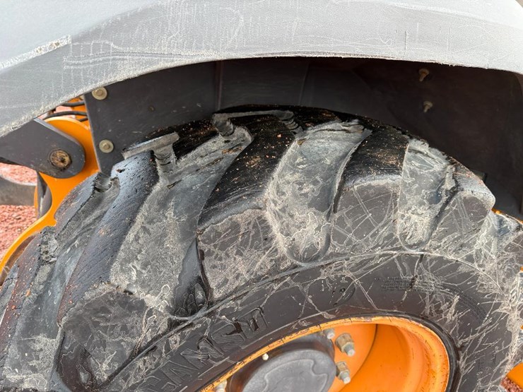 case-570n-xt-image-10