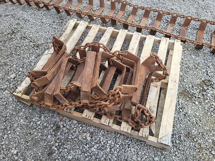 (2)-skid-loader-tracks-image-4