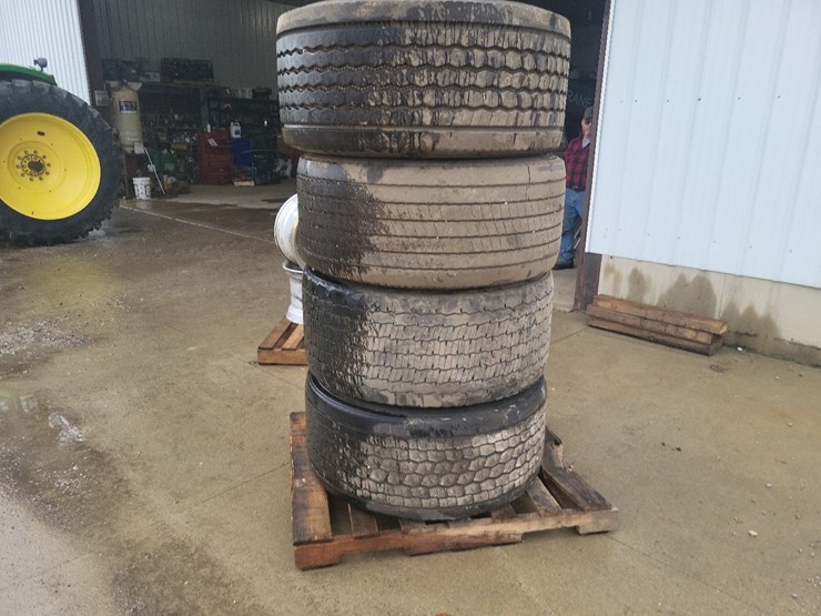 (4)-445/50r22.5-super-single-tires-w/aluminum-rims-image-2
