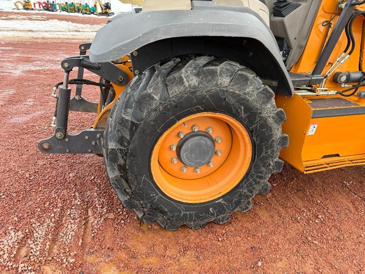 case-570n-xt-image-9