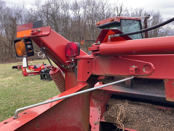 new-holland-h7450-image-16