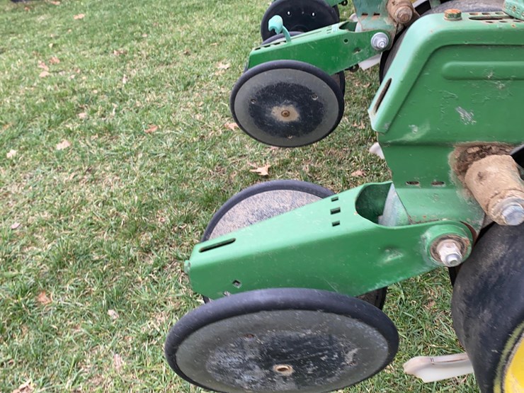 john-deere-7000-image-24