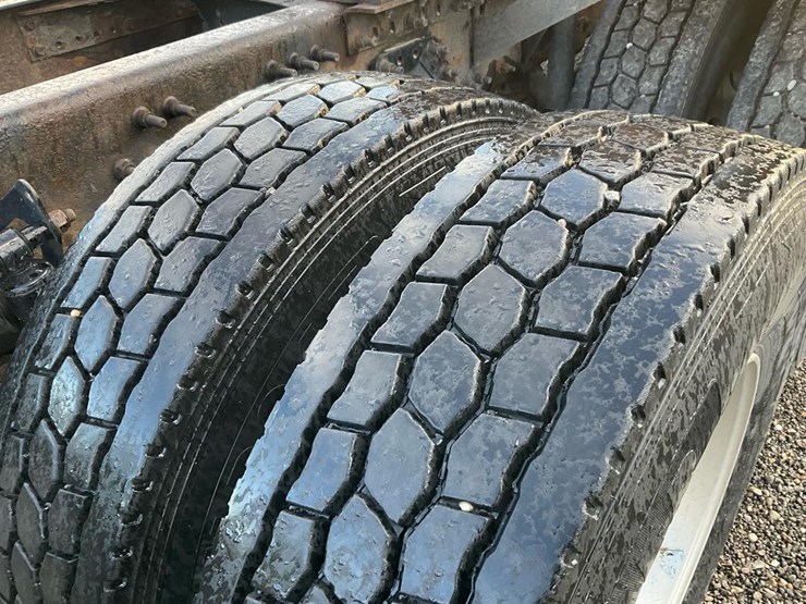 2007-unknown-volvo-image-50