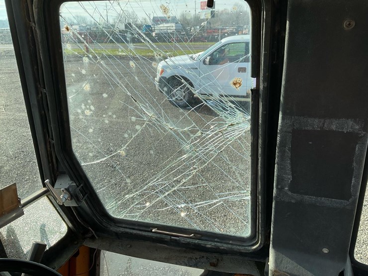 1982-case-580d-image-95