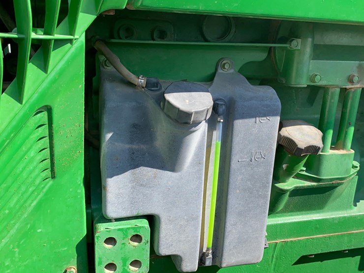 1998-john-deere-8300-image-45