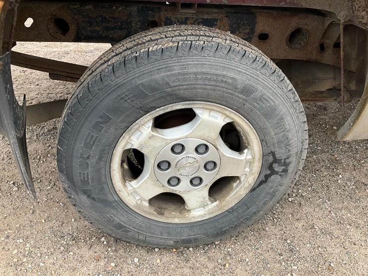 1999-chevrolet-k1500-image-36