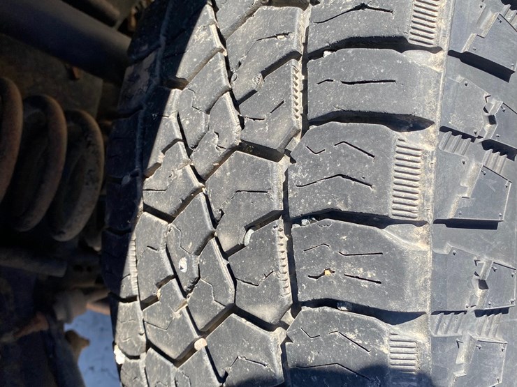 2018-dodge-2500-image-53