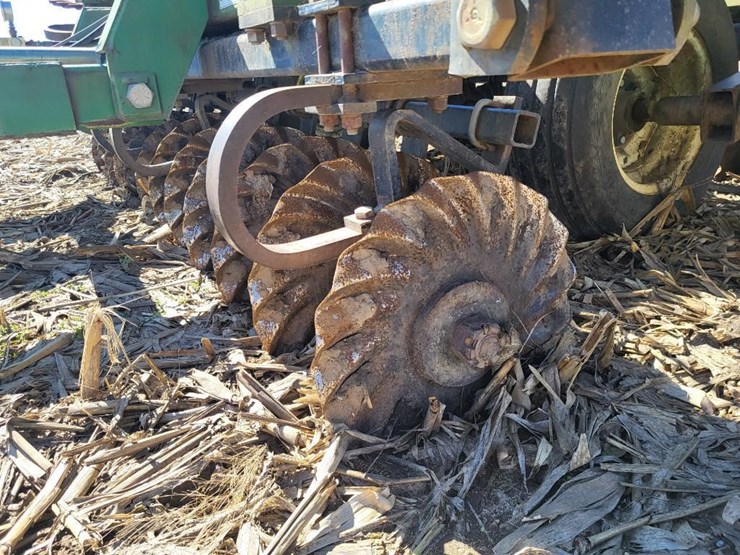 great-plains-2200tt-image-14