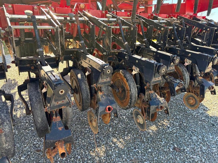 case-ih-5500-image-13