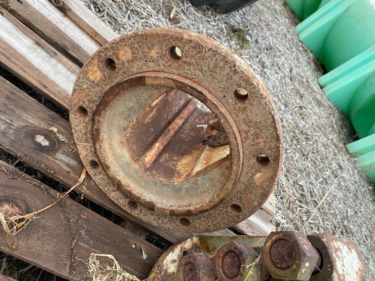 nine-bolt-hubs-￼-image-1