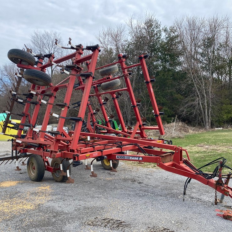 CASE IH 4300