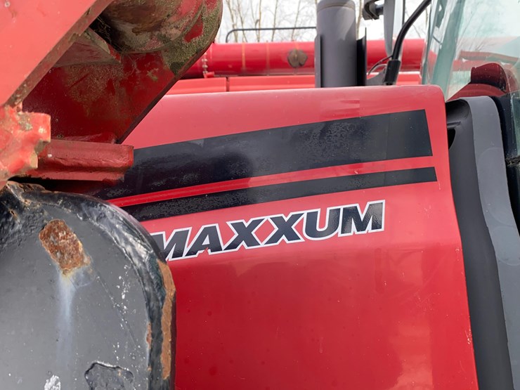 case-ih-125-image-37