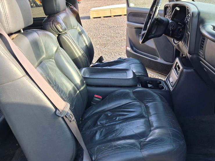 2002-chevrolet-1500-image-41