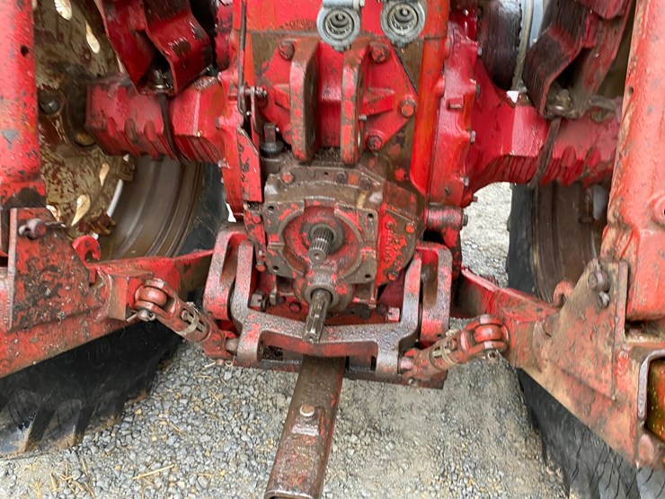 farmall-1206-image-24