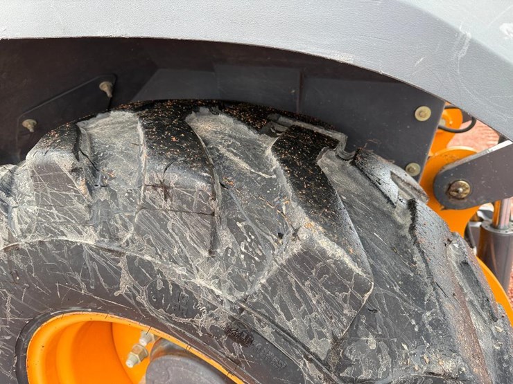 case-570n-xt-image-8