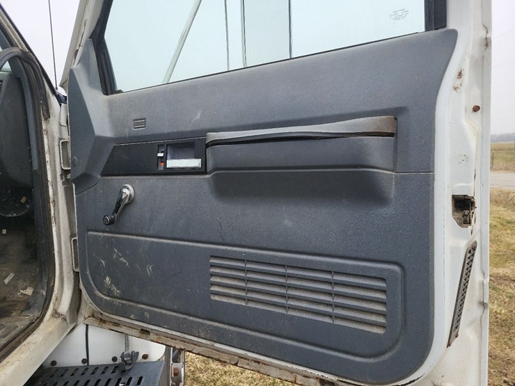 1991-gmc-kodiak-c6h042-single-axle-truck---blown-engine-image-34