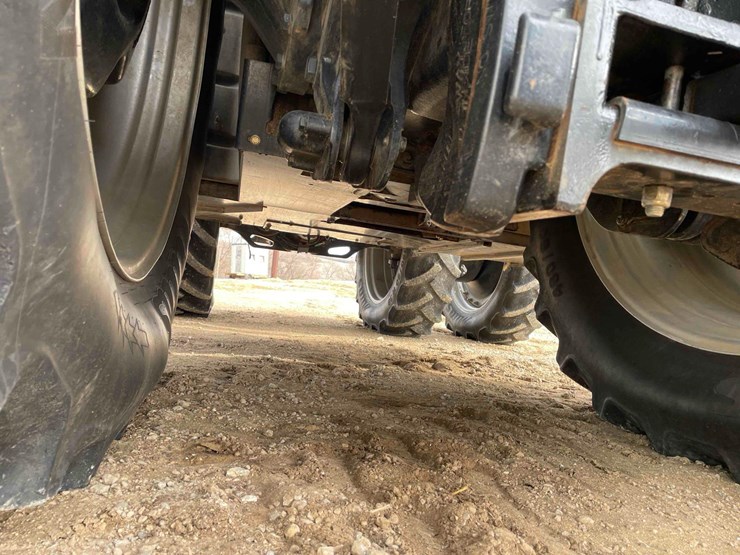 case-ih-magnum-340-image-72