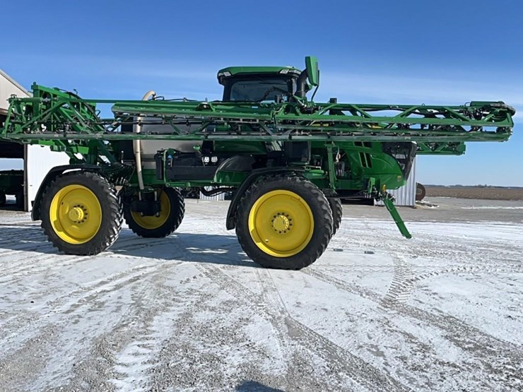 2023-john-deere-410r-image-66