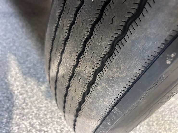 peterbilt-379-image-147