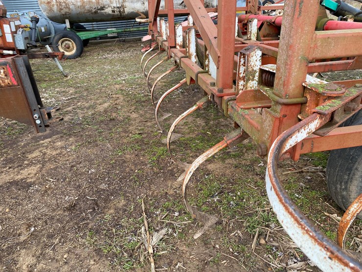 wil-rich-1422--field-cultivator-image-28