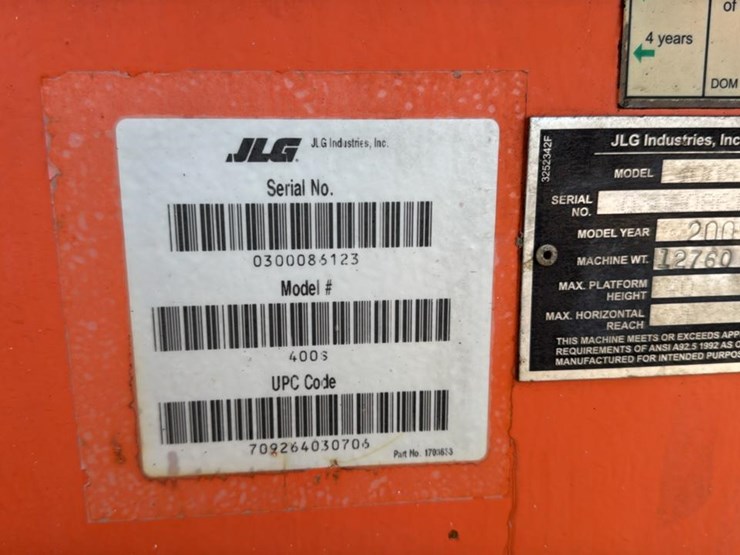2005-jlg-400s-image-46