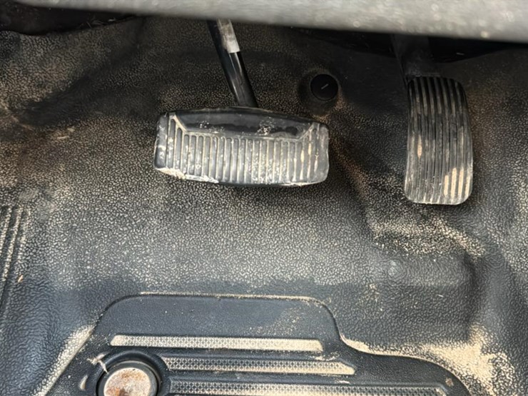 2019-ford-f350-image-36