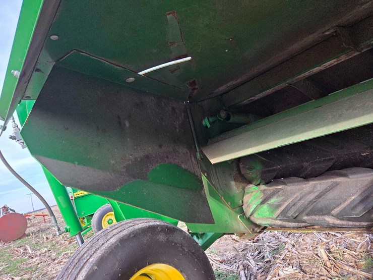 john-deere-630-image-7