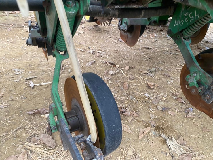 john-deere-7000-image-15