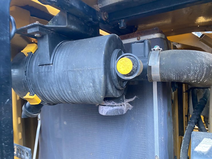 2019-caterpillar-307.5-image-31