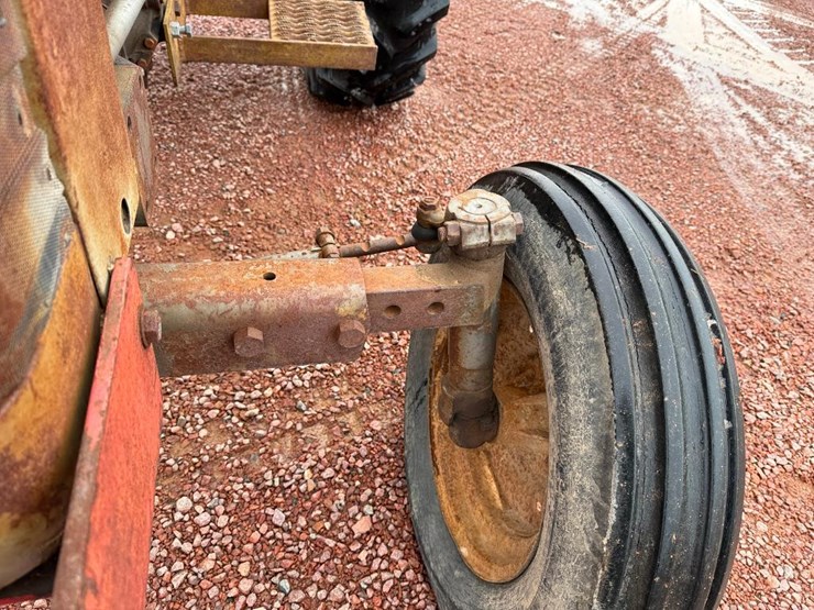 massey-ferguson-165-image-22