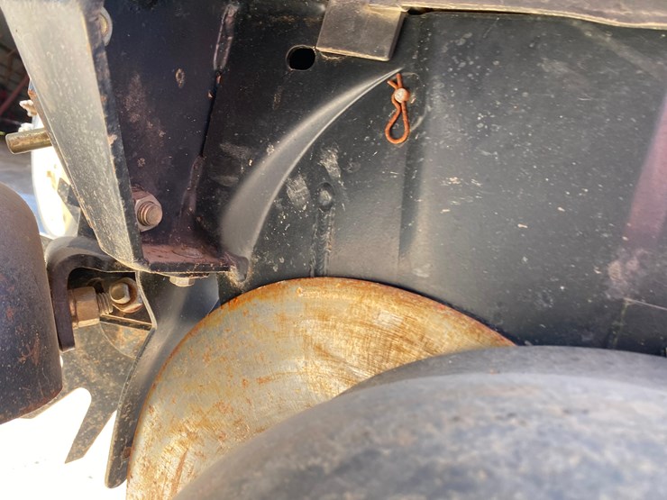 2009-kinze-3600-image-60