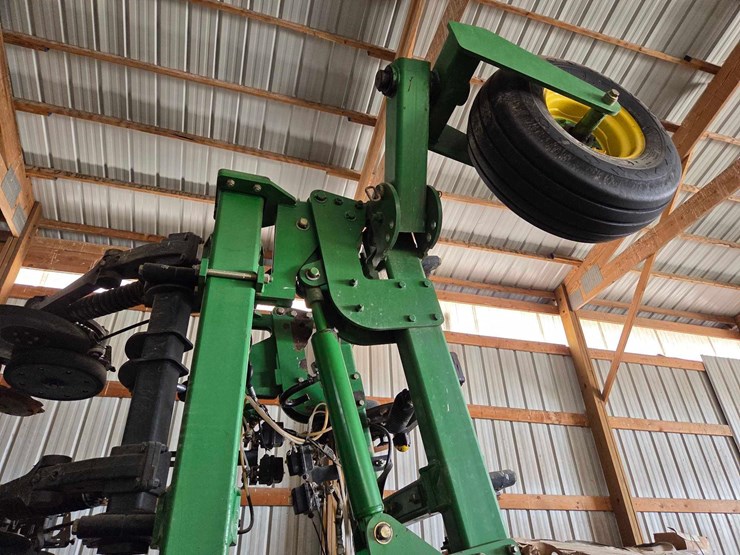 john-deere-2510l-image-34