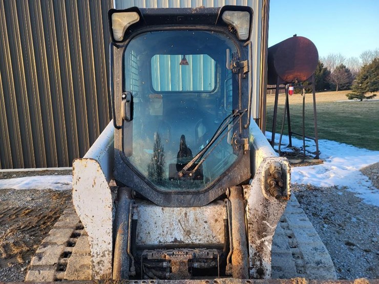 2017-bobcat-t630-image-32