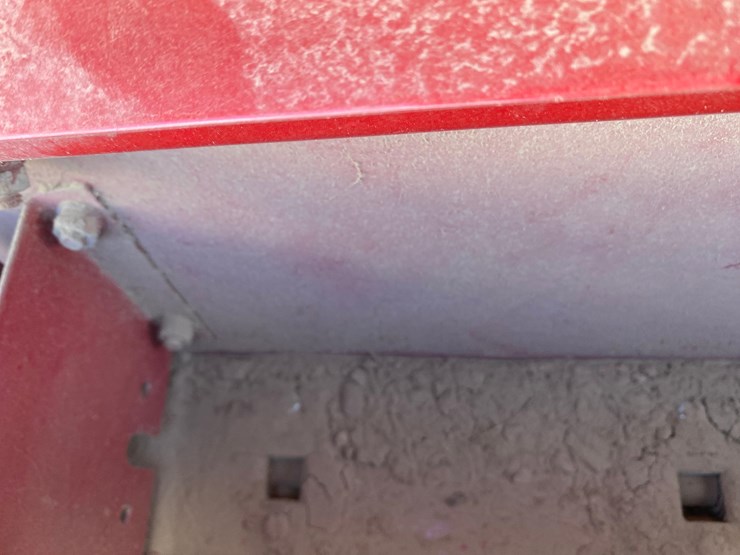 international-6200-image-29