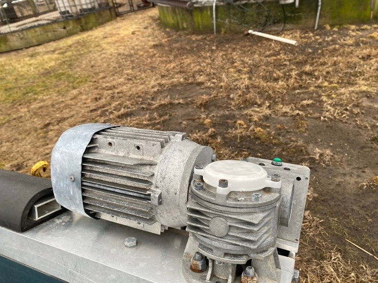 sheep-conveyor-image-12