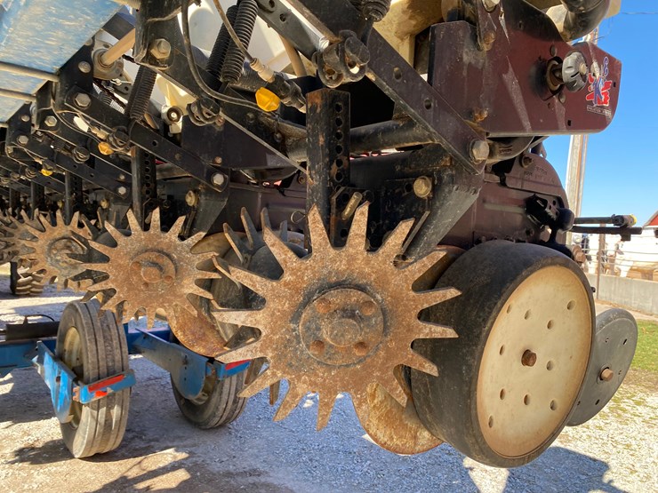 2009-kinze-3600-image-66