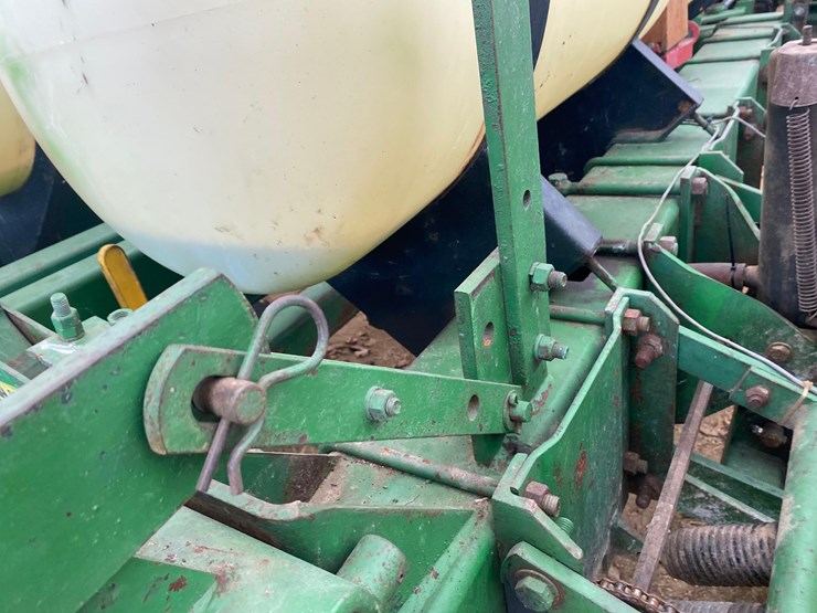 john-deere-7000-image-67