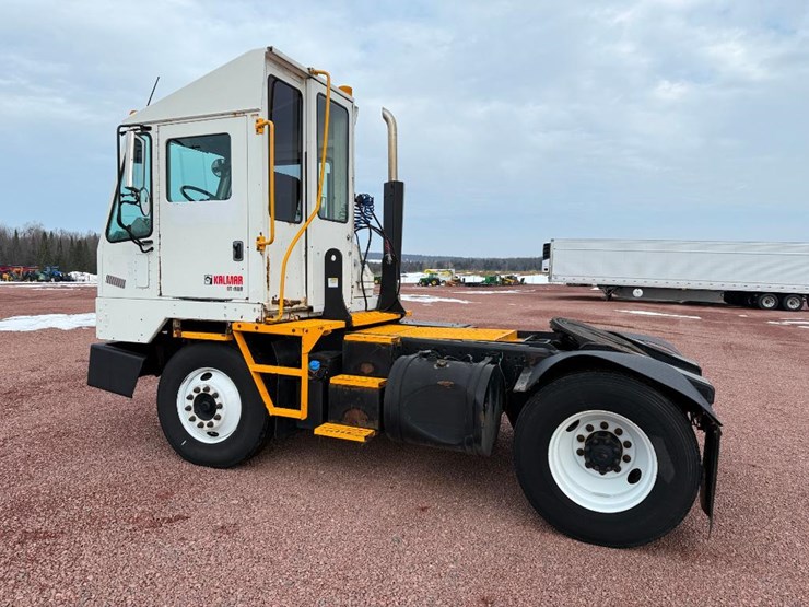 2013-kalmar-ottawa-4x2-image-6