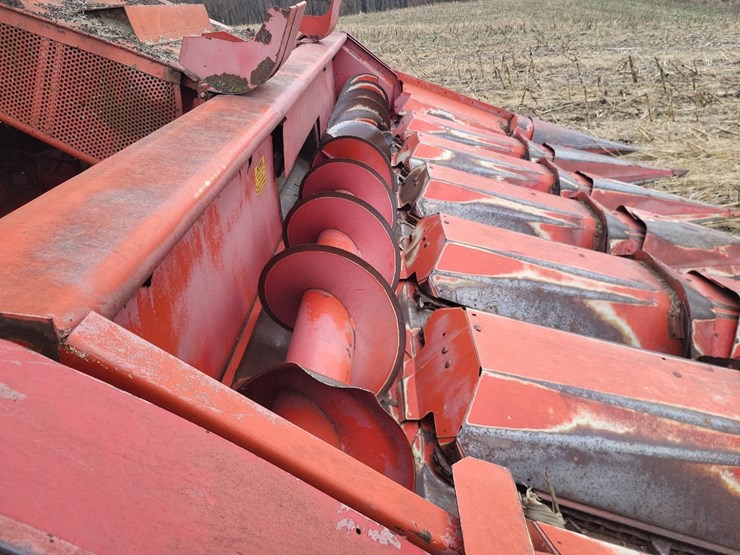 massey-ferguson-750-image-95