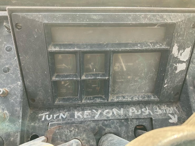 1982-case-580d-image-90