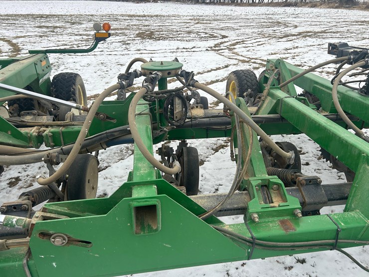 john-deere-1900-image-22