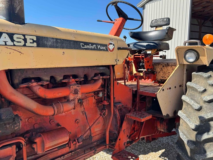 case-1030-comfort-king-tractor,-diesel,-wide-front,-18.4-34-tires,-5-front-weights,-2-remotes,-3pt.,-image-8