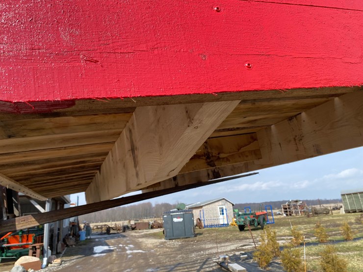 new---8’-x-16’-native-wood-hay-rack-with-standard-image-11